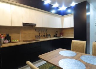 Продаю 2-ком. квартиру, 65 м2, Краснодар, Тепличная улица, 62/1к2, ЖК Акварели 2