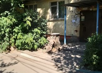 Продаю трехкомнатную квартиру, 58 м2, Астрахань, Заводская площадь, 38, Трусовский район