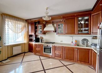 Продажа 4-комнатной квартиры, 120 м2, Ставрополь, улица Горького, 34, Октябрьский район