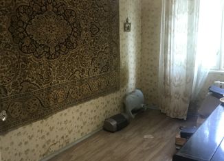 Продам 3-ком. квартиру, 55 м2, Нижний Новгород, улица Веденяпина, 32