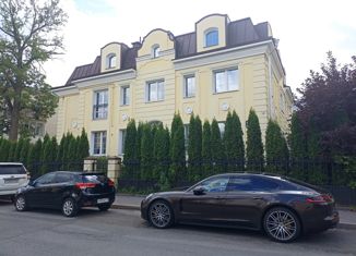 Продаю трехкомнатную квартиру, 98.9 м2, Пушкин, Малая улица, 39