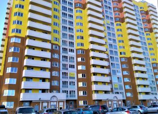 Продаю 1-ком. квартиру, 39 м2, Санкт-Петербург, Парашютная улица, 58, ЖК Каменка