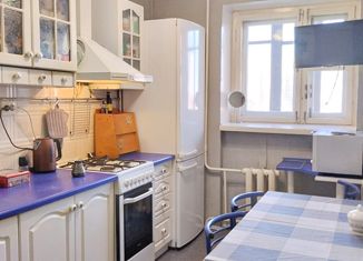 Продается 3-комнатная квартира, 59 м2, Екатеринбург, Червонная улица, 19, Червонная улица