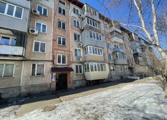 Продам 3-ком. квартиру, 56.3 м2, Уссурийск, Ленинградская улица, 16