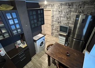 Продается двухкомнатная квартира, 48 м2, Балашов, улица Гагарина, 154