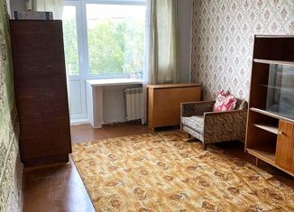 Продам 2-ком. квартиру, 44 м2, Николаевск-на-Амуре, улица Луначарского, 124