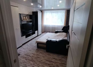 Продаю 2-ком. квартиру, 47 м2, Грязи, Советская улица, 80