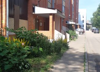 Продам 4-ком. квартиру, 103 м2, Вязьма, Красноармейское шоссе, 11