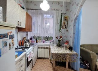 Продаю 2-комнатную квартиру, 40.5 м2, Менделеевск, Советская улица, 24