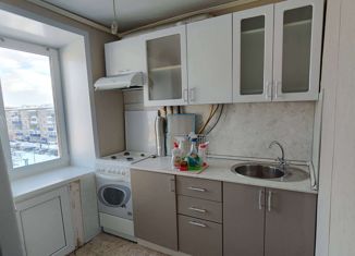 Продаю 2-комнатную квартиру, 39.6 м2, Лениногорск, улица Вахитова, 3