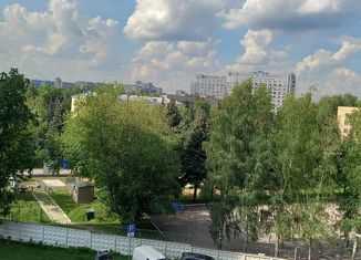 Сдам в аренду трехкомнатную квартиру, 75 м2, Москва, Осташковская улица, 9к2, Осташковская улица