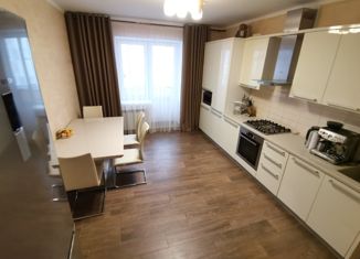 Продаю 3-ком. квартиру, 86.4 м2, Ставрополь, улица Города-Побратима Безье, 15/3, ЖК Восток