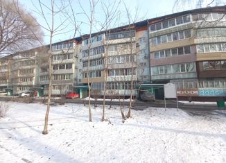 Продается двухкомнатная квартира, 52.4 м2, Уссурийск, улица Кирова, 37