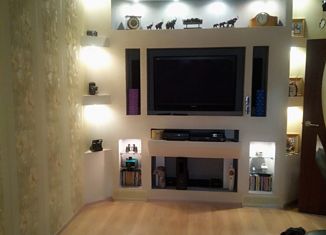 Продаю трехкомнатную квартиру, 66.8 м2, поселок городского типа Пангоды, улица Мира, 11