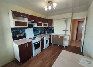 Продам 1-комнатную квартиру, 35.3 м2, Глазов, улица Кирова, 118