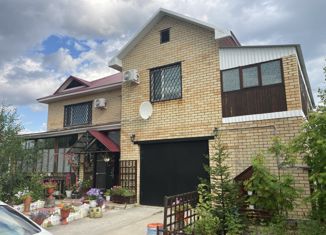 Продажа дома, 220 м2, Радужный, Тихая улица