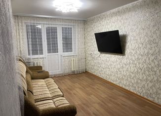 Продается 2-комнатная квартира, 43.2 м2, Оренбургская область, улица Ленинского Комсомола, 33
