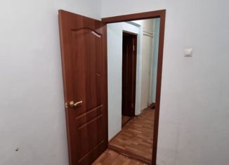 Продается трехкомнатная квартира, 67.1 м2, поселок городского типа Уптар, Красноярская улица, 30