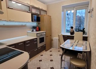 Продается 2-ком. квартира, 46.2 м2, Удомля, проспект Курчатова, 13