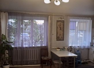 Двухкомнатная квартира на продажу, 42.7 м2, деревня Кондратово, Камская улица, 21