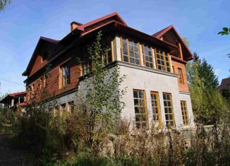 Продаю дом, 520 м2, поселок Чернявское