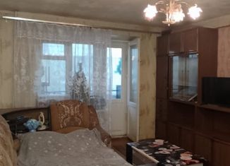 Продаю 2-комнатную квартиру, 52 м2, Вельск, улица Гагарина, 15