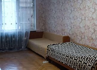 Двухкомнатная квартира на продажу, 47.4 м2, Майкоп, улица Карла Маркса, 10