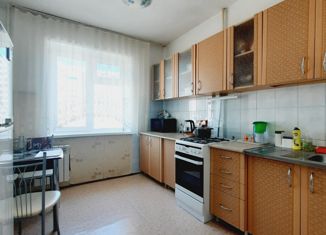 Продажа 4-ком. квартиры, 76.5 м2, Амурск, Комсомольский проспект, 79