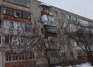 Продам 4-ком. квартиру, 76.5 м2, Александров, Октябрьская улица, 6/2