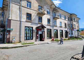 3-ком. квартира на продажу, 92.9 м2, Артёмовский, улица Ленина, 2