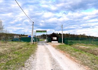 Продается земельный участок, 7.5 сот., деревня Вихрово