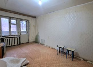 Продам однокомнатную квартиру, 31.9 м2, Каменск-Шахтинский, улица Ворошилова, 4