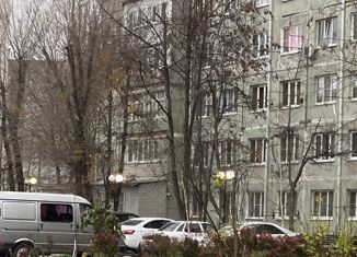 Продам 3-ком. квартиру, 62 м2, Черкесск, улица Космонавтов, 8, микрорайон Пештера