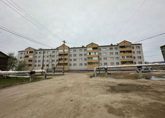 Продается 2-ком. квартира, 62.8 м2, село Майя, улица Исаева, 11