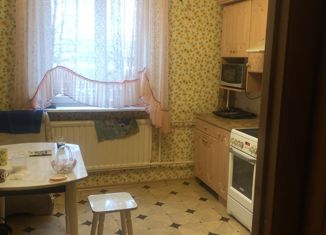 Продам 3-ком. квартиру, 69.1 м2, Санкт-Петербург, Школьная улица, 88к2, метро Старая Деревня