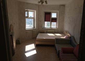 Продаю однокомнатную квартиру, 38.5 м2, Радужный, 10-й микрорайон, 27
