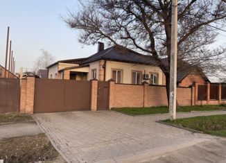 Продам дом, 80 м2, Ростовская область, улица Орджоникидзе, 93