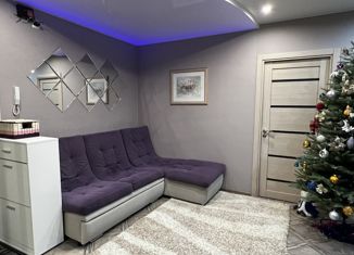 Продам четырехкомнатную квартиру, 66.6 м2, Сосновоборск, улица 9 Пятилетки, 30