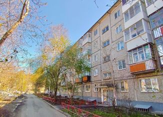 Продается двухкомнатная квартира, 38 м2, Свердловская область, улица Гагарина, 16