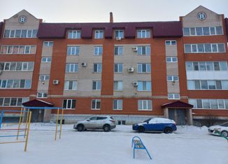 Продается 2-ком. квартира, 62 м2, Соль-Илецк, Южная улица, 35-А