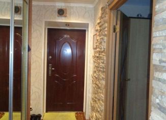 Двухкомнатная квартира на продажу, 48 м2, Кремёнки, Озёрная улица, 2