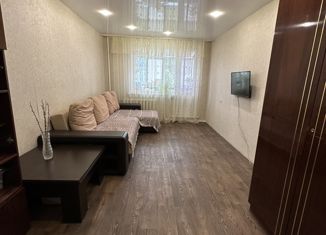 Продаю 3-ком. квартиру, 58 м2, станция Евсино, улица Гагарина, 51