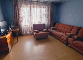 Продажа 3-ком. квартиры, 66 м2, Новокузнецк, улица Орджоникидзе, 33