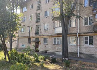 Продаю 3-ком. квартиру, 55 м2, Йошкар-Ола, улица Панфилова, 28, микрорайон Вашский