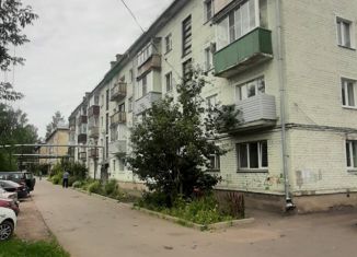 Продается 2-комнатная квартира, 42.6 м2, Слободской, проспект Гагарина, 18