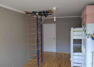 Продам 2-ком. квартиру, 53.9 м2, городской посёлок Рощино, Садовая улица, 8