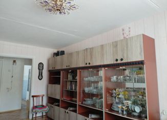 Продаю 3-комнатную квартиру, 57.7 м2, Новосибирская область, микрорайон Южный, 10