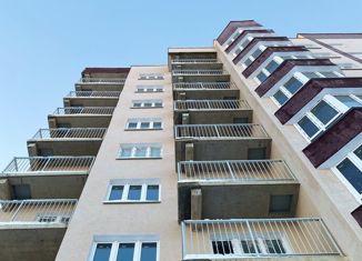 Продаю однокомнатную квартиру, 39 м2, Череповец, ЖК Современник, улица Монтклер, 10к2