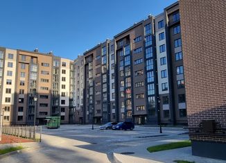 Продается трехкомнатная квартира, 90 м2, Калининградская область, улица Еловая Аллея, 5Ак2