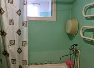 Продам 1-комнатную квартиру, 30 м2, Ачинск, улица Льва Толстого, 10